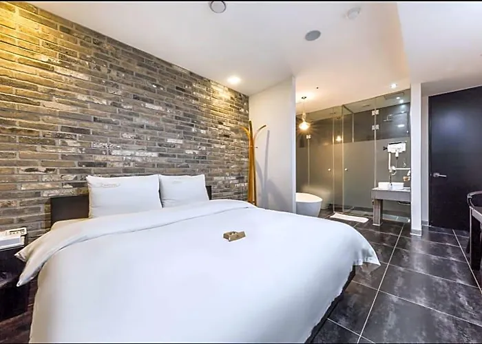Gangnam Campus Hotel